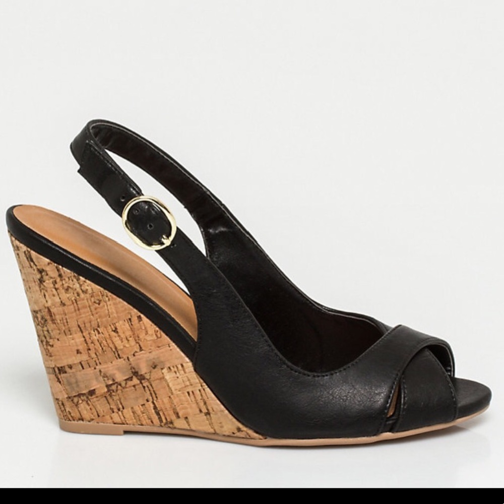 New wedge sandal- Size 7 - Picture 1 of 1